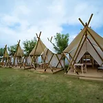 Kampaoh Playa Campsite *