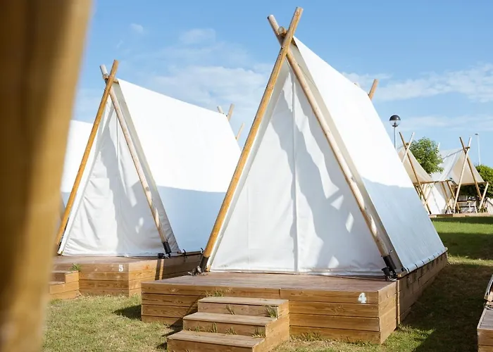 Kampaoh Playa 캠프장 *